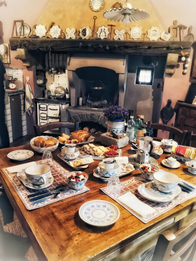 B&B Dove Comincia la Bella Italia Beura Esterno foto
